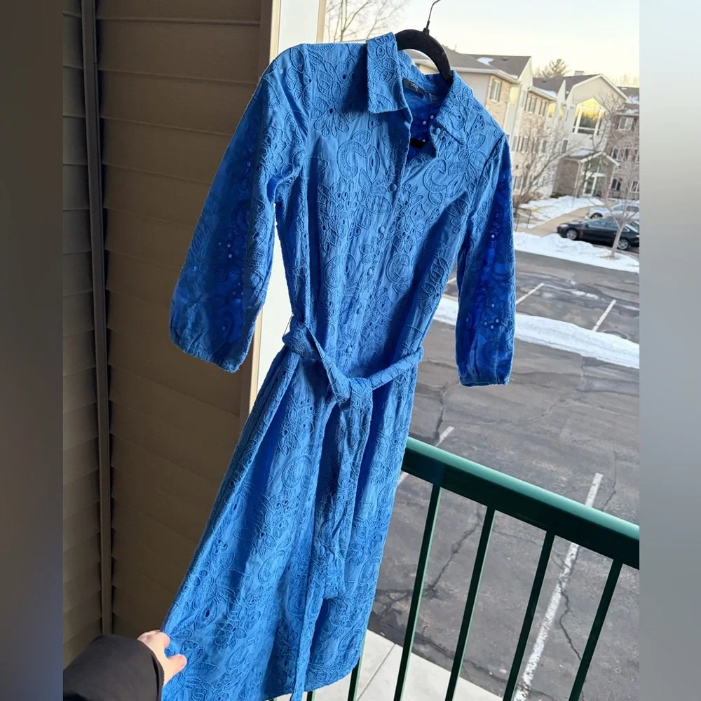 🆕 Tahari Spring Blue Embroidered Shirt Dress XS Belted Button Front Midi Cotton - Picture 3 of 17